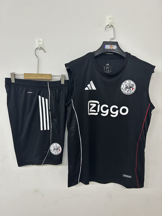 Conjunto entrenamiento Ajax 25/26
