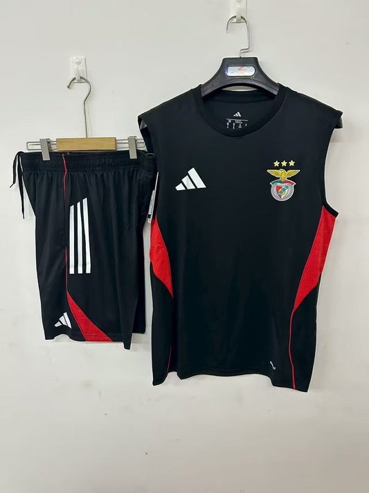 Conjunto entrenamiento Benfica 25/26